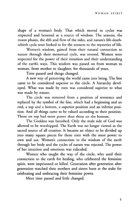 Eating in the Light of the Moon: How Women Can Transform Their Relationship with Food Through Myths, Metaphors, and Storytelling